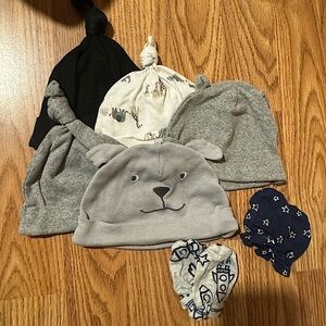 New Born Hats and Mittens